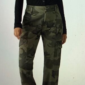 Sanctuary Camo Joggers Size 24
